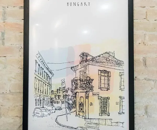 Kiraly Downtown * بودابست