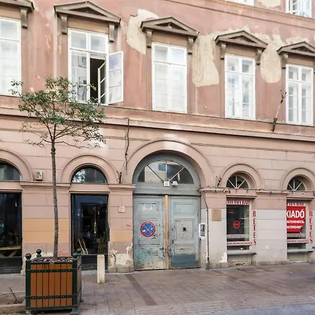 Apartamento Király Downtown