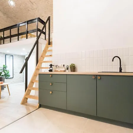 Király Downtown Apartamento *