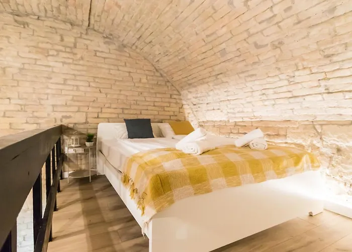 Kiraly Downtown Apartament